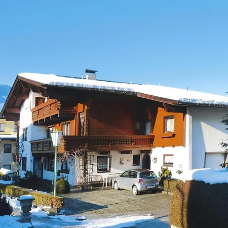 Apartmán In Zillertal Near Spieljochbahn, Cleaning Included Fügen